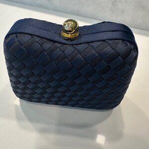 Elan Vintage Sateen Woven Clutch Bag